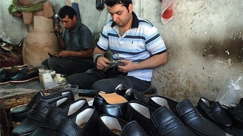 کفش قم