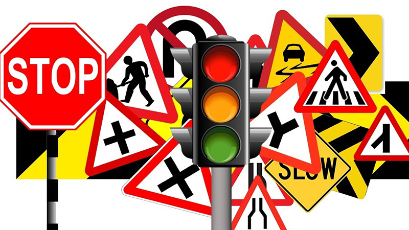 قوانین راهنمایی رانندگی