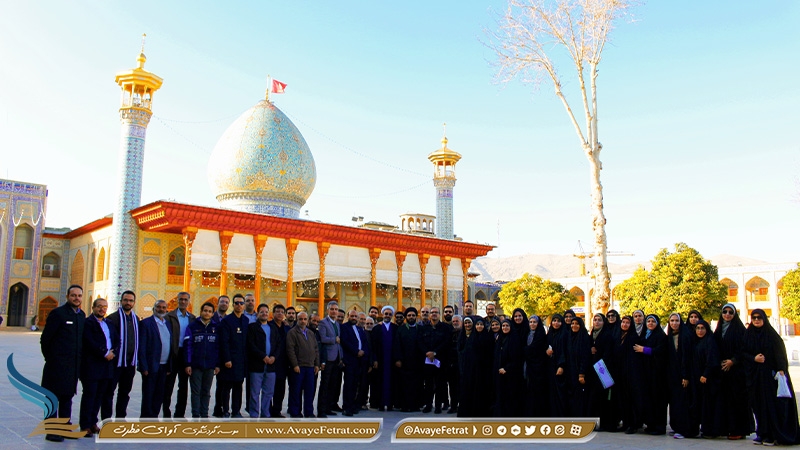 گزارش تصویری: برگزاری تور عملی با رویکرد فنون تورگردانی مذهبی در حرم مطهر شاهچراغ